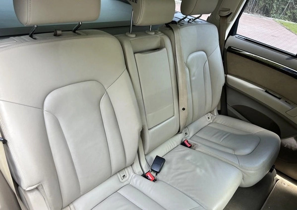 Audi Q7 cena 79000 przebieg: 247000, rok produkcji 2014 z Warszawa małe 172